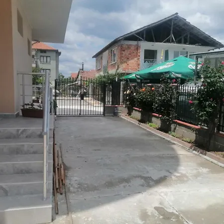 диана дик Kiten (Burgas)