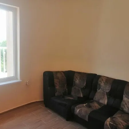 диана дик Hotel *