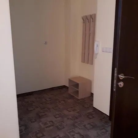 диана дик 酒店 希典